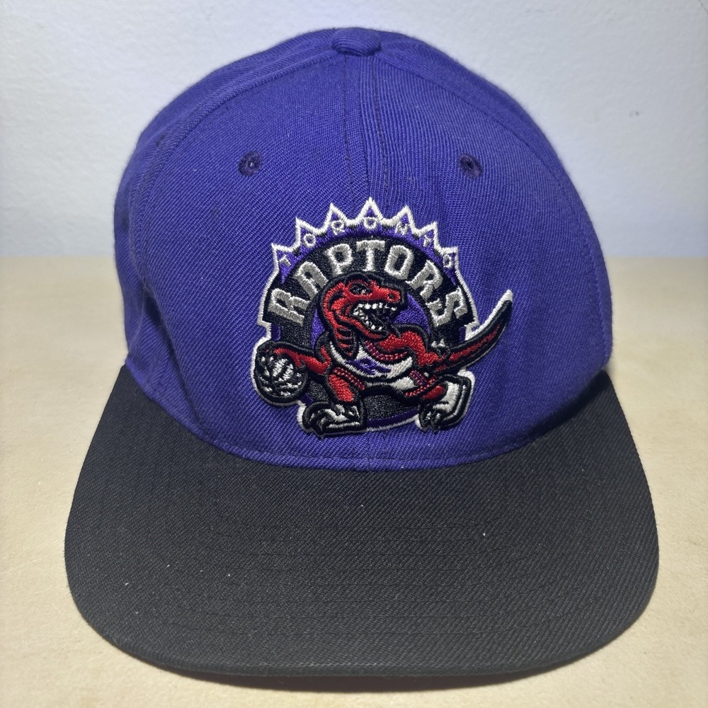Toronto Raptors NBA Mitchell & Ness Snapback Hat Purple w/ Red Under Bill
